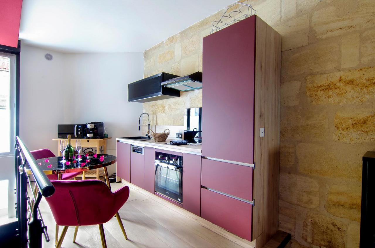Mieuxqualhotel Jacuzzi Privatif Love Room Bordeaux Zewnętrze zdjęcie